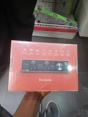Scarlett 2i2 Sond Card