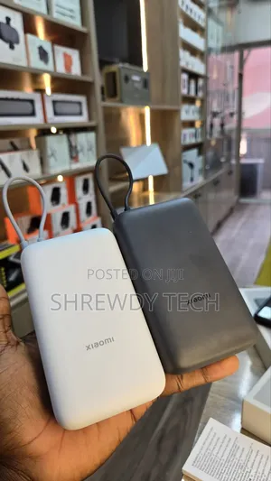 Xiaomi Powerbank With Integrated Cable