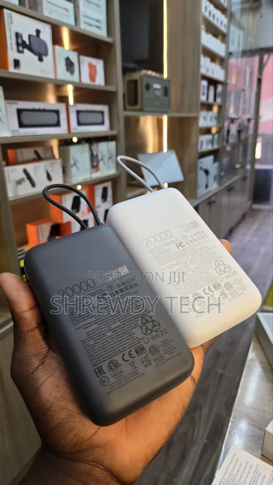 Xiaomi Powerbank With Integrated Cable