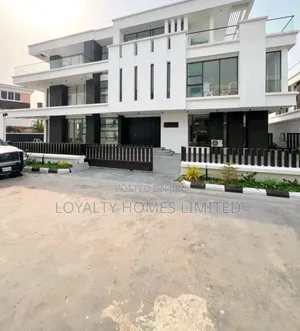 5bdrm Duplex in Osapa london for sale