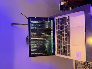 Laptop Apple MacBook Air 2020 8GB Intel Core i5 SSD 512GB