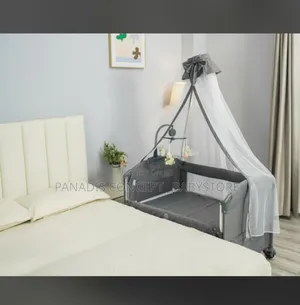 Baby Gate Bassinet