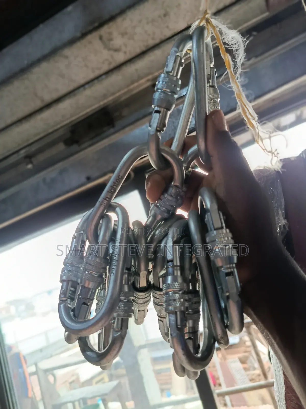 Locking Carabiners Hooks