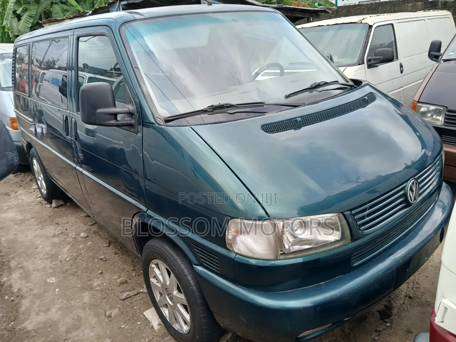 Volkswagen Transporter 2004 Green