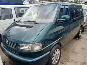 Volkswagen Transporter 2004 Green