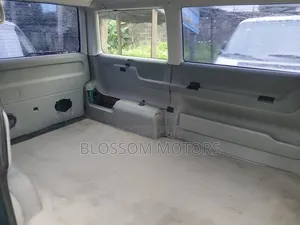 Volkswagen Transporter 2004 Green