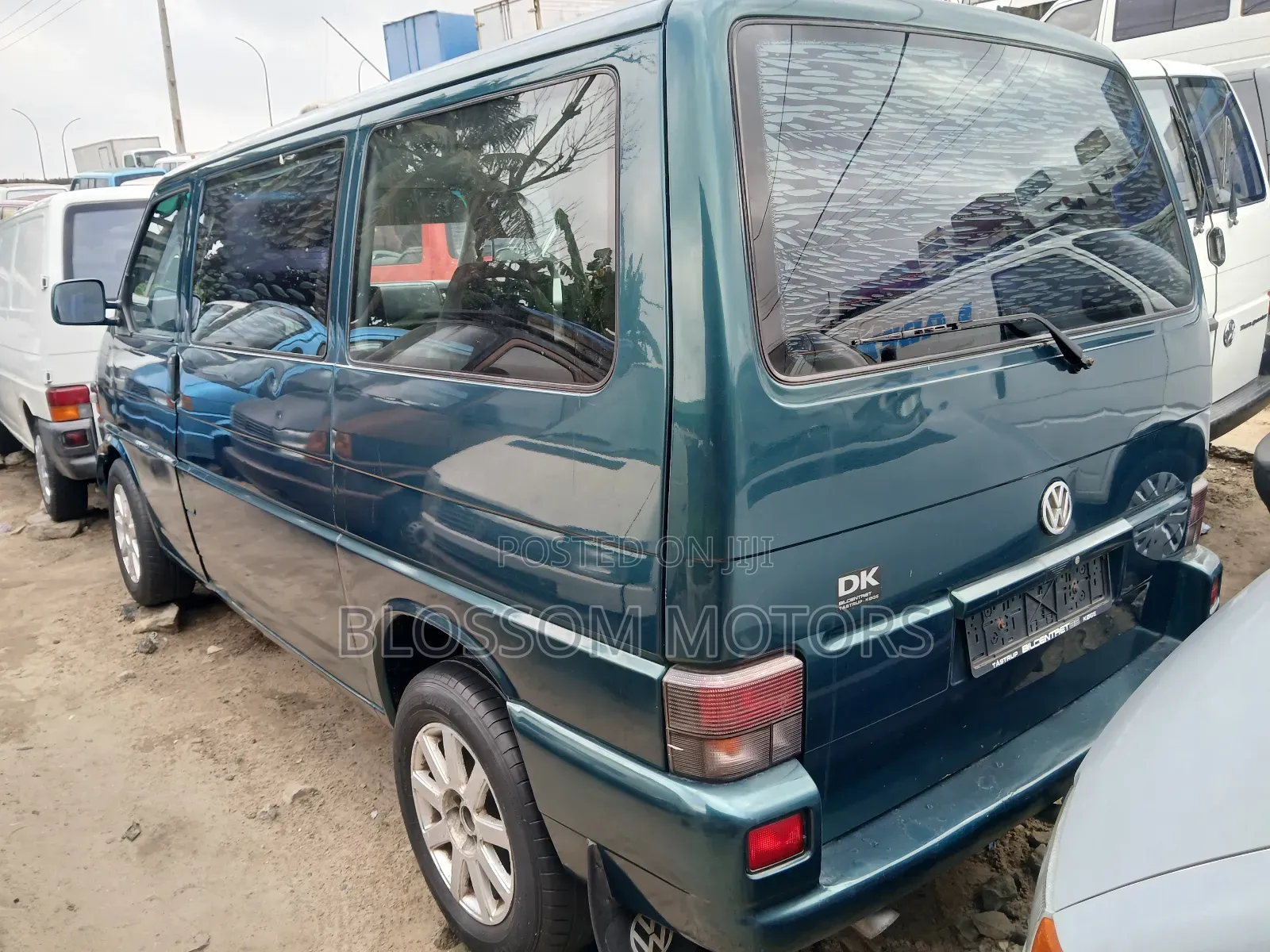 Volkswagen Transporter 2004 Green