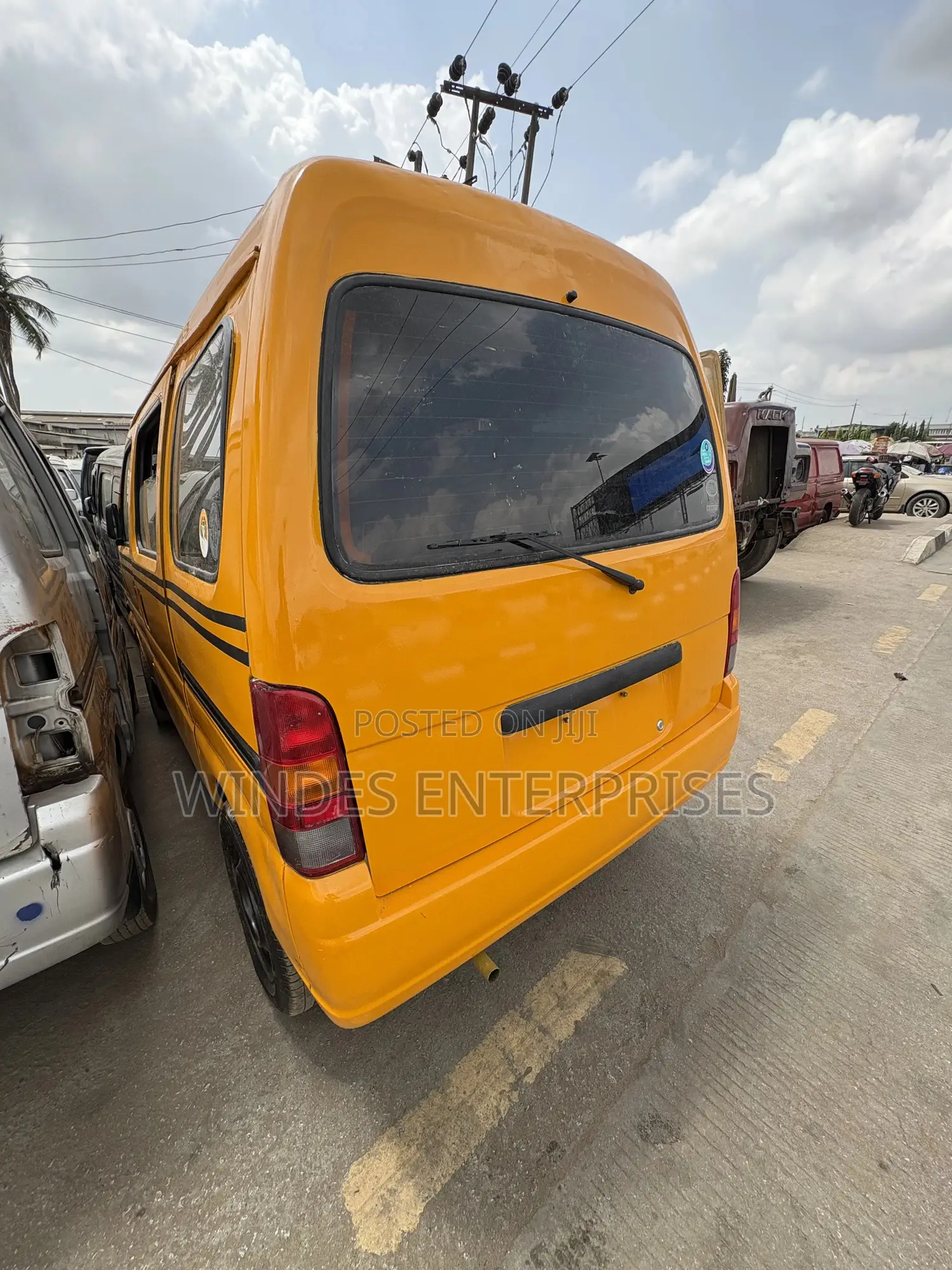 Suzuki Every 2008 Yellow