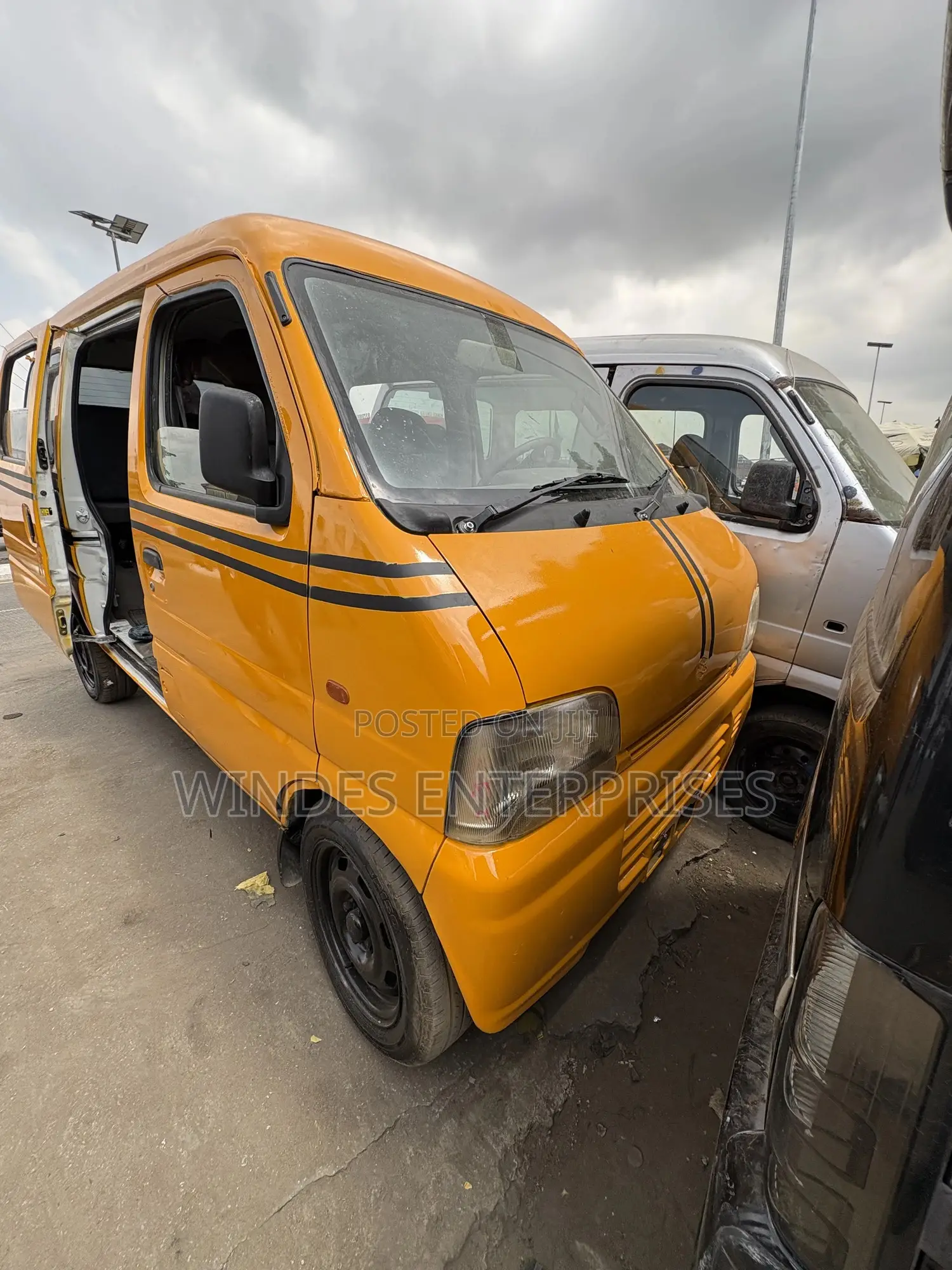 Suzuki Every 2008 Yellow