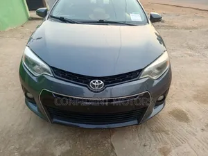 Toyota Corolla 2015 Blue