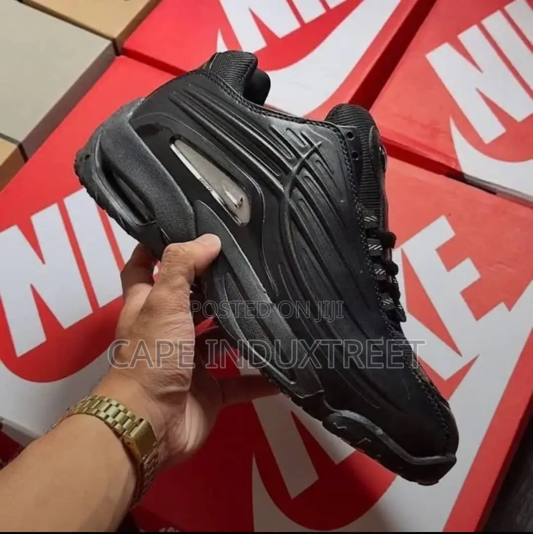 Best Quality Trendy Sneaker Series