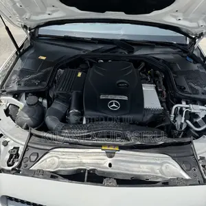Mercedes-Benz C300 2016 White