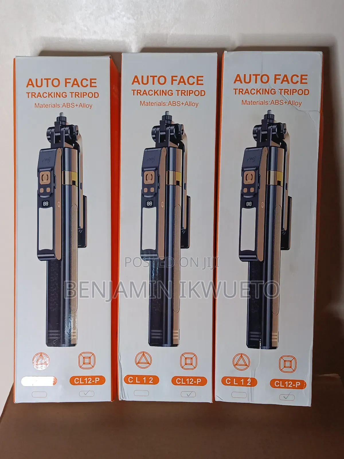 Auto Face Tracking Tripod