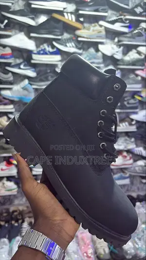 Classic Premium Timberland Boot – Rugged Style All-Day Comfort