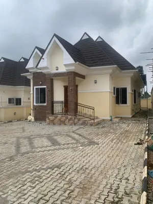 3bdrm Bungalow in Carlton Gate Estate, Akobo for sale