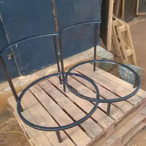 Modern Single Sitter