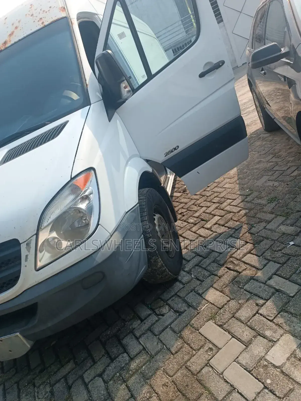 Mercedes-Benz Sprinter 2012 Silver