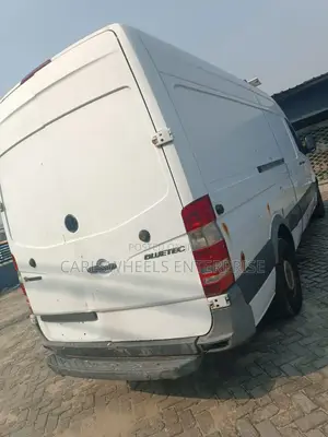 Mercedes-Benz Sprinter 2012 Silver