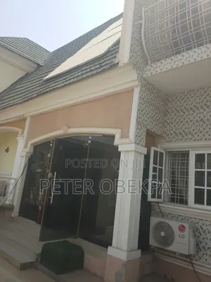 Furnished 5bdrm Apartment in River Park Estate, FHA for sale