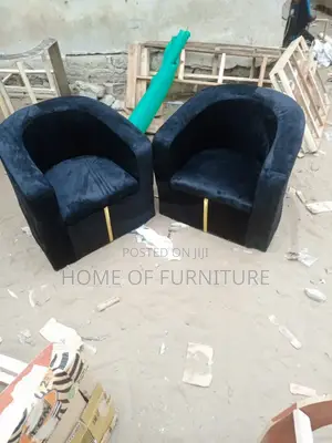 Bucket Chair – Comfortable Armchair for Living Room or Bedroom