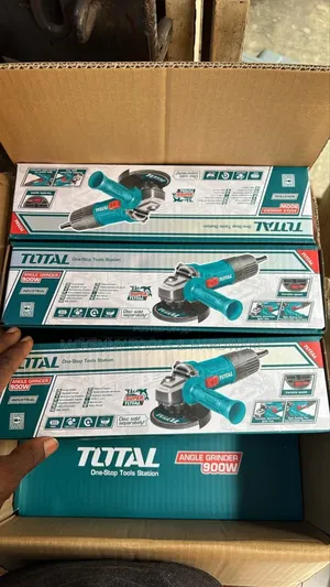 Total 900w Angle Grinder – Industrial Series