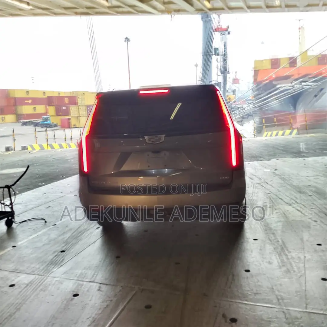 Cadillac Escalade 2024 Gray