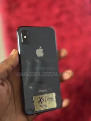 Apple iPhone XS 64 GB Black