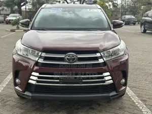 Toyota Highlander Limited Platinum 4x4 V6 (3.5L 6cyl 8A) 2018