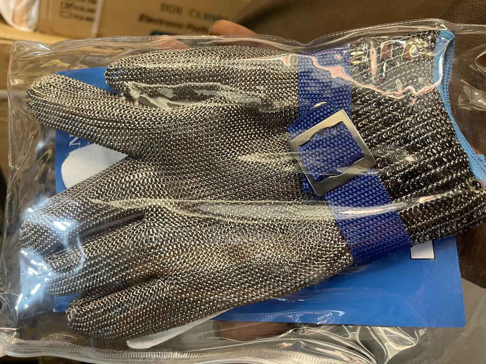 Anti Cut With Adjustable Cuff Hand Gloves