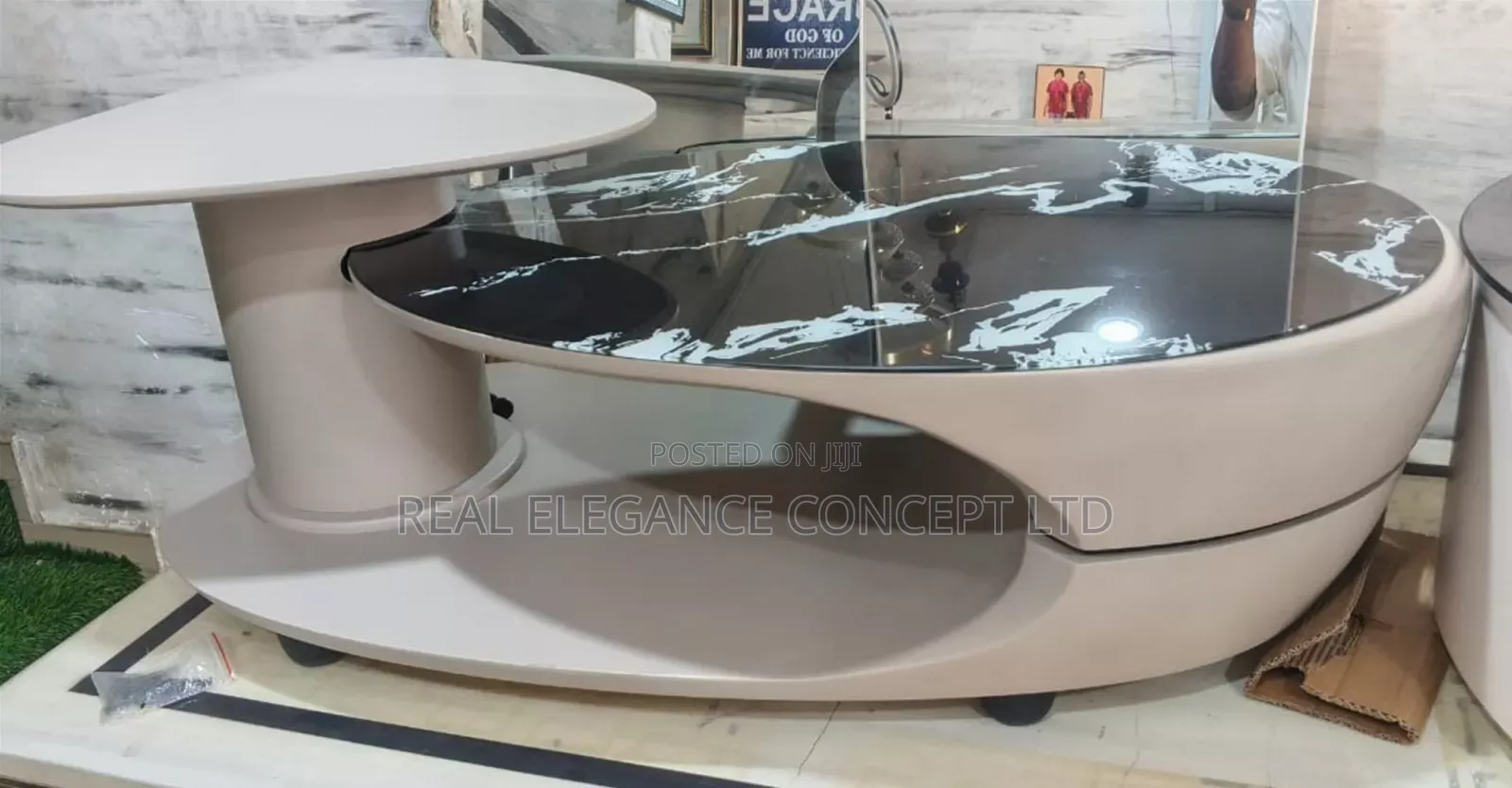 Exquisite Design Quality Center Table
