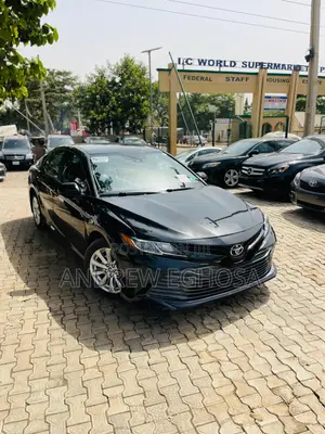 Toyota Camry LE 2021 Black