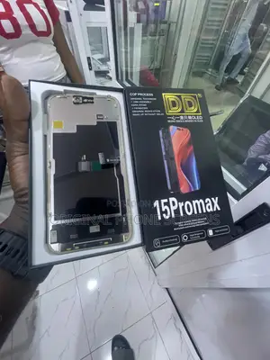 iPhone 15 Pro Max Screen