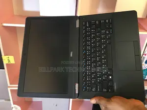 Laptop Dell Latitude E7270 8GB Intel Core i7 SSD 256GB