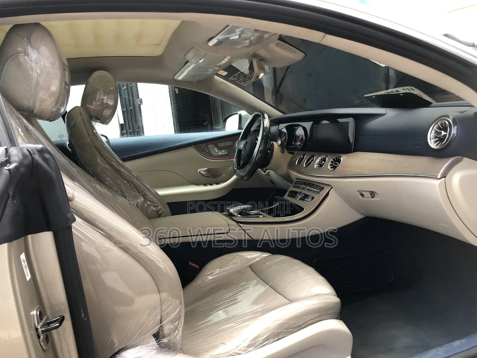Mercedes-Benz E400 2018 Gold