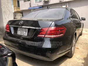 Mercedes-Benz E350 Base 4dr Sedan RWD (3.5L 6cyl 7A) 2015 Black