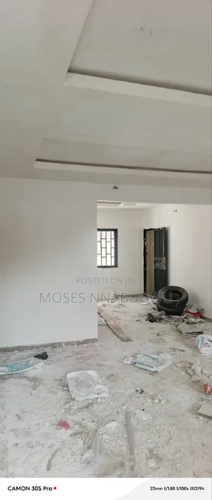 3bdrm Block of Flats in Woji for rent