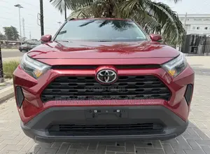 Toyota RAV4 XLE Premium AWD 2023 Burgundy
