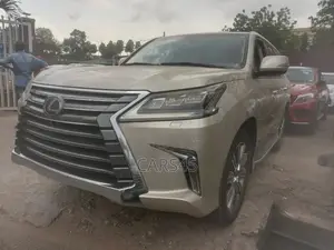 Lexus LX 570 AWD 2016 Gold