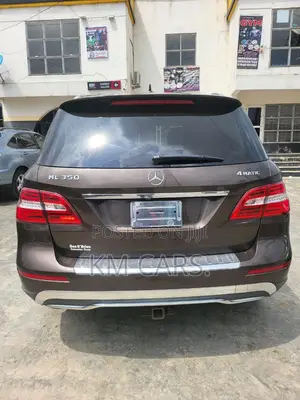 Mercedes-Benz M Class 2013 Brown