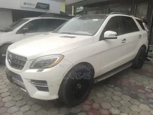 Mercedes-Benz M Class 2013 Black