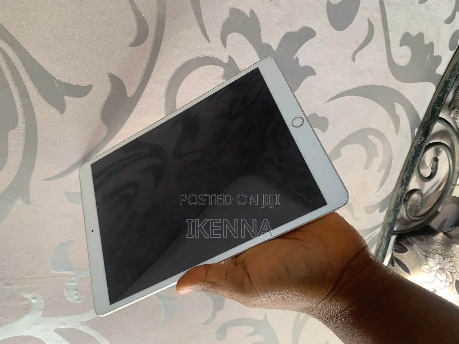 Apple iPad Air (2020) 64 GB White