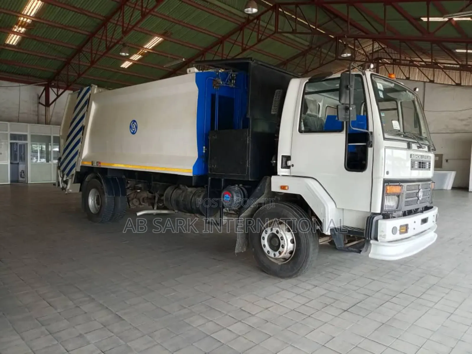 Brand New Compactor