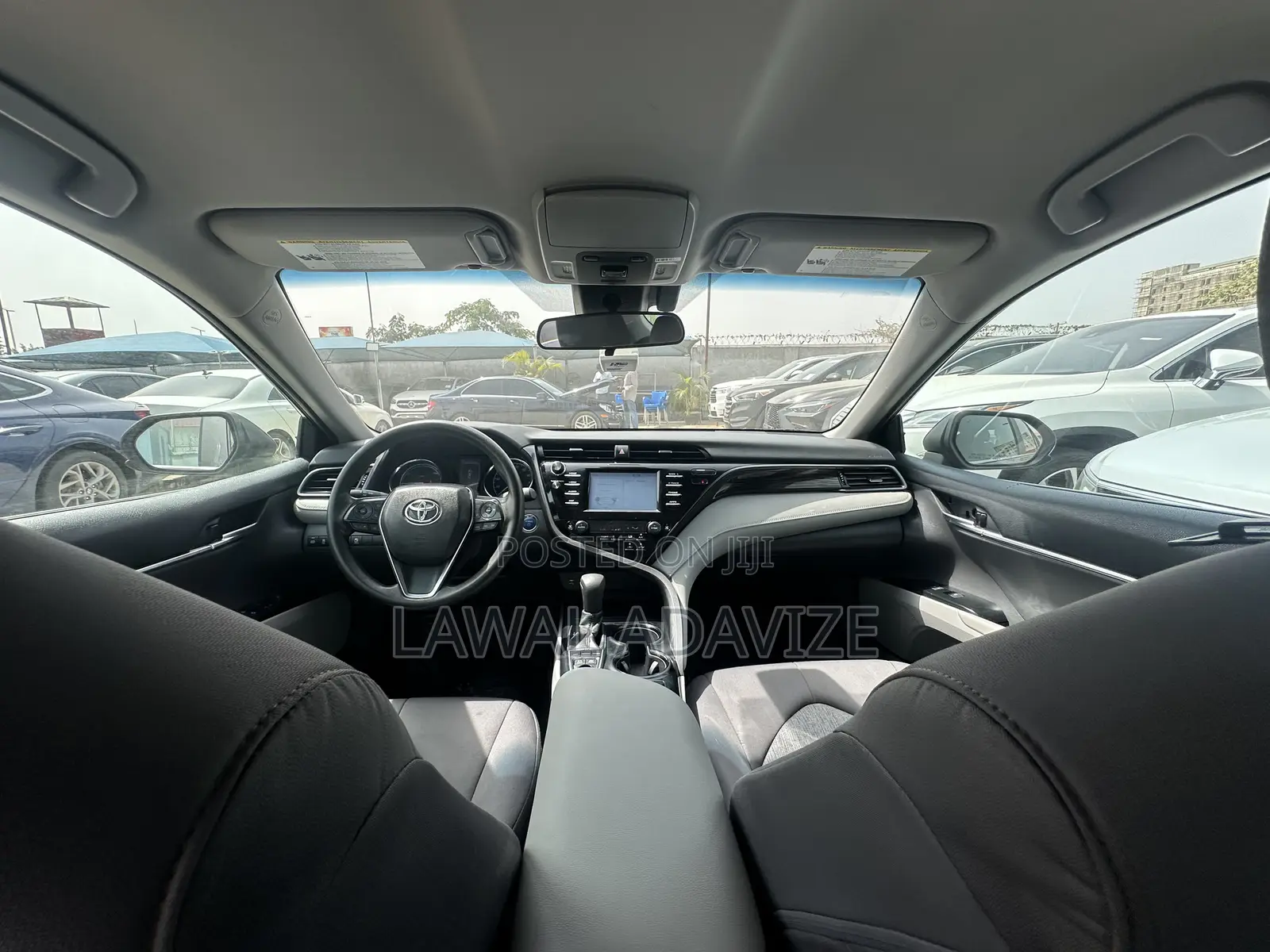 Toyota Camry LE (2.5L 4cyl 8A) 2019