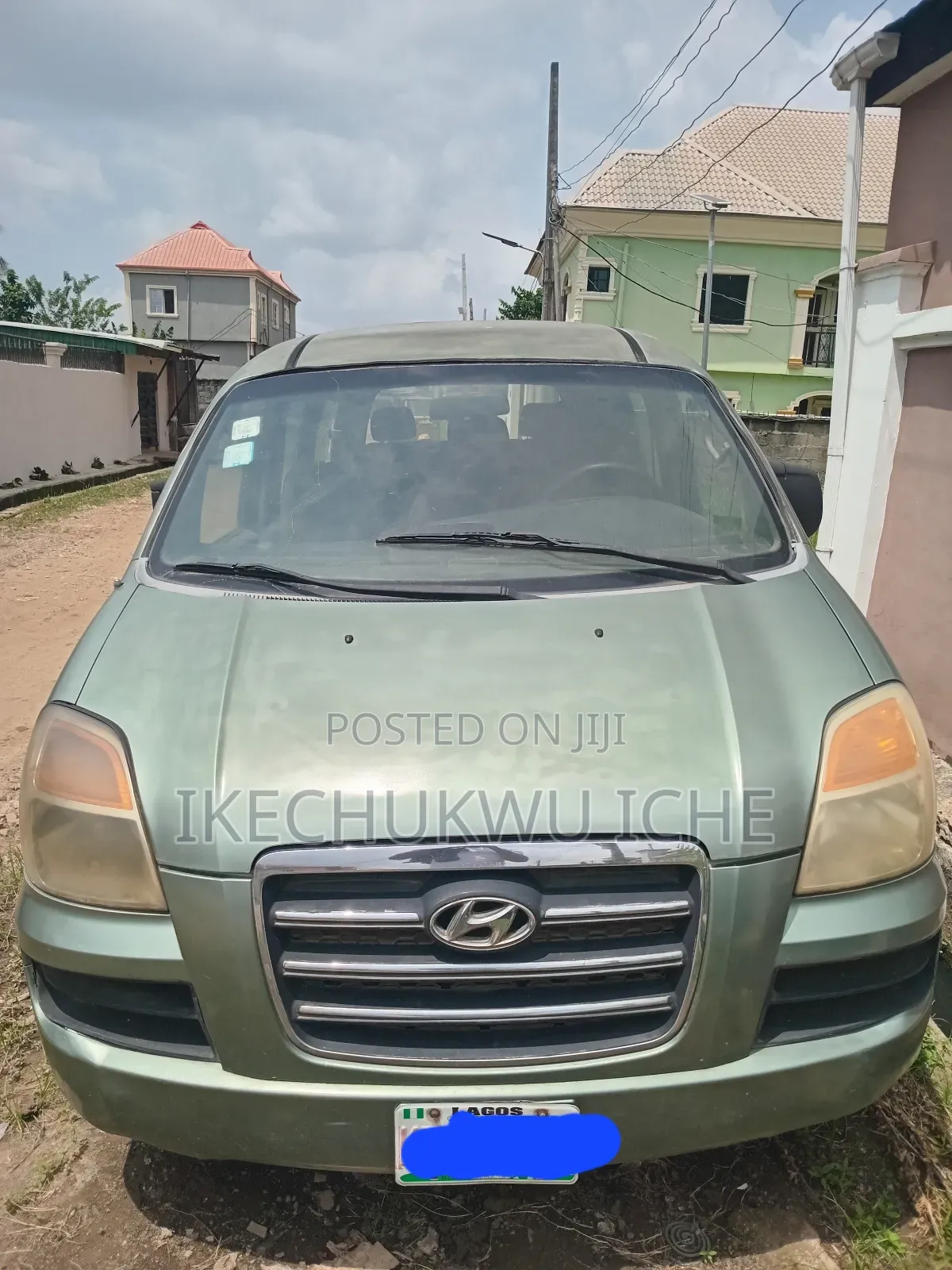 Hyundai H1 2010 Green