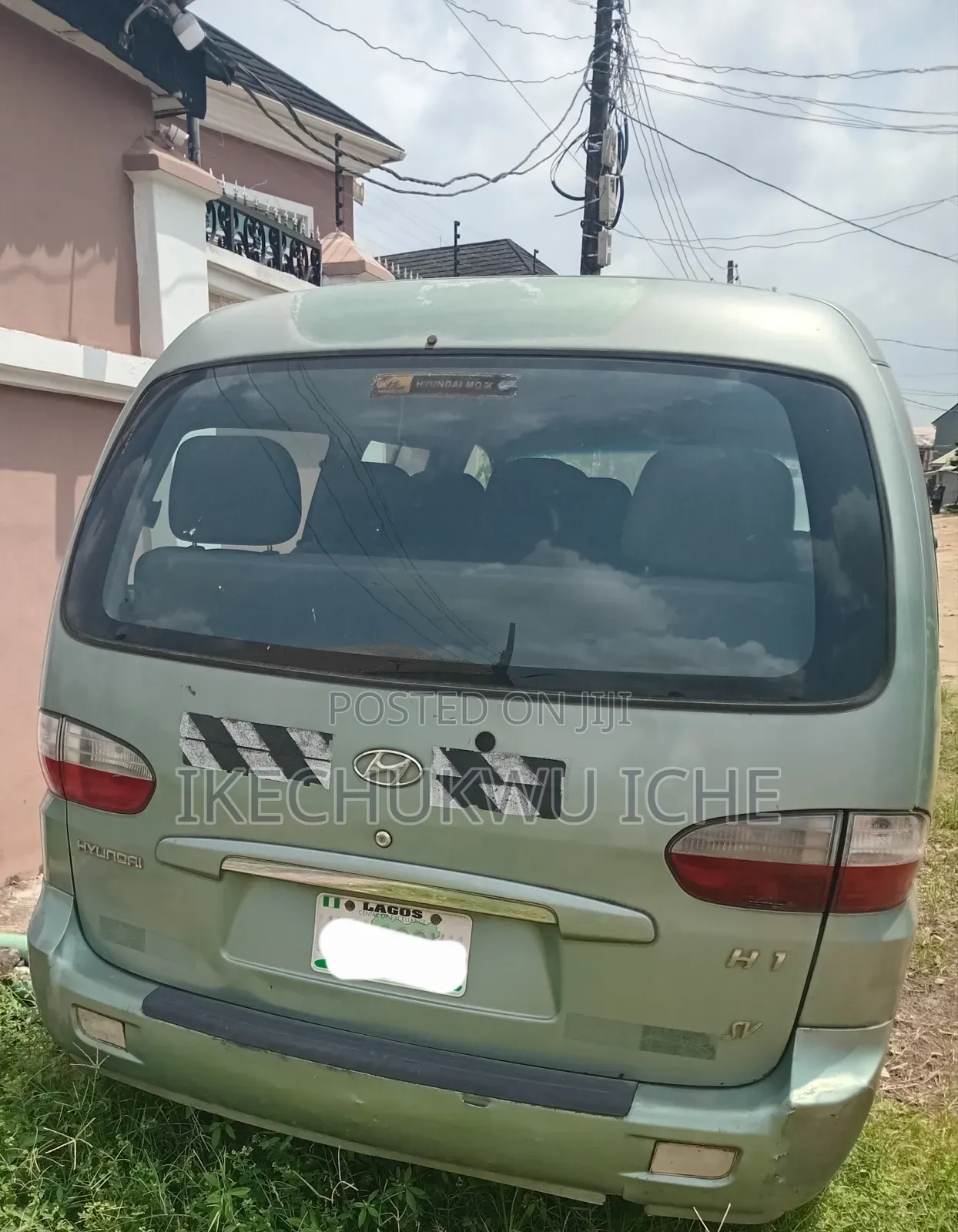 Hyundai H1 2010 Green