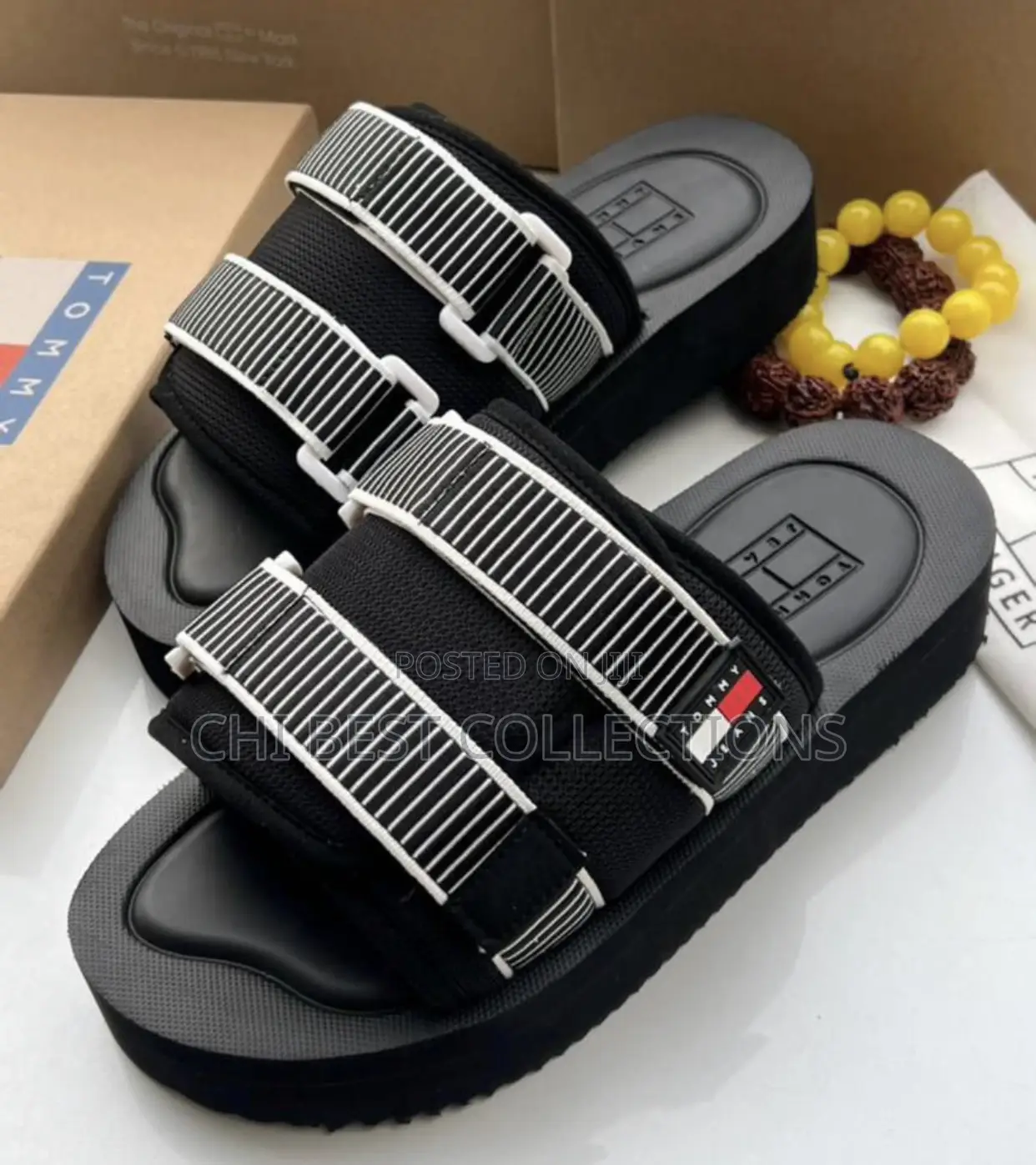 Very Sharp  *Tommy Vibram Full Strap*