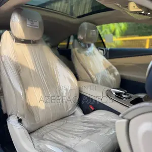 Mercedes-Benz E400 2018 Gold