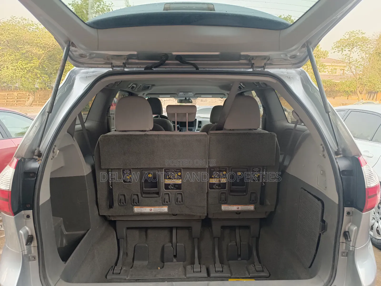 Toyota Sienna 2015 Gray