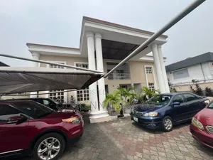 5bedroom Fully Detached House With 2rms Bq on 1000sqm