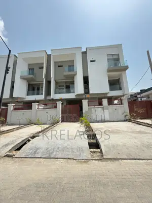 3bdrm Townhouse/Terrace in Lekki Phase 1 for sale